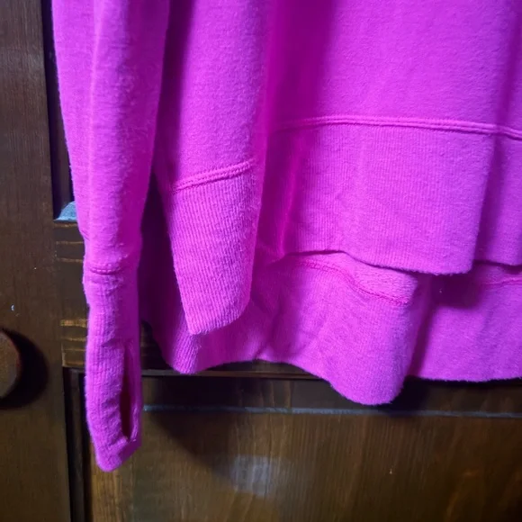 Athleta vibrant pink coaster luxe recover sweatshirt - Picture 7 of 11